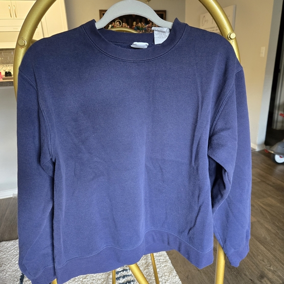 Elegant Navy Women's Crew Neck Sweater - Picture 1 of 3
